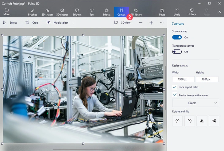 Pilih menu canvas untuk menurunkan ukuran foto di Paint 3D